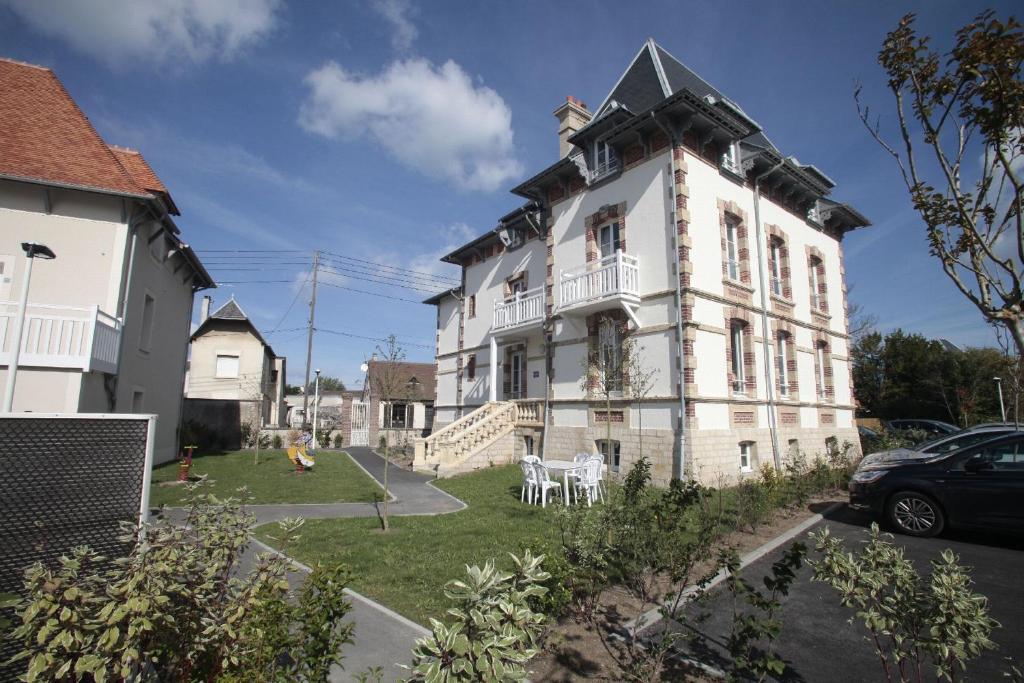 Residence Odalys Le Domaine Des Dunettes Cabourg Exteriér fotografie