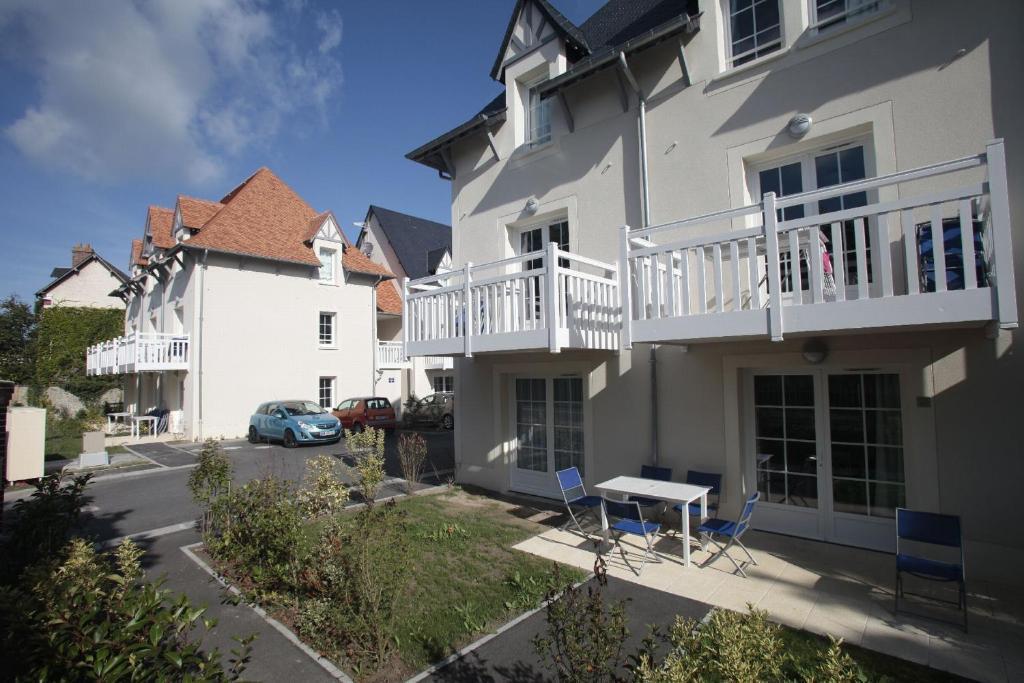 Residence Odalys Le Domaine Des Dunettes Cabourg Exteriér fotografie
